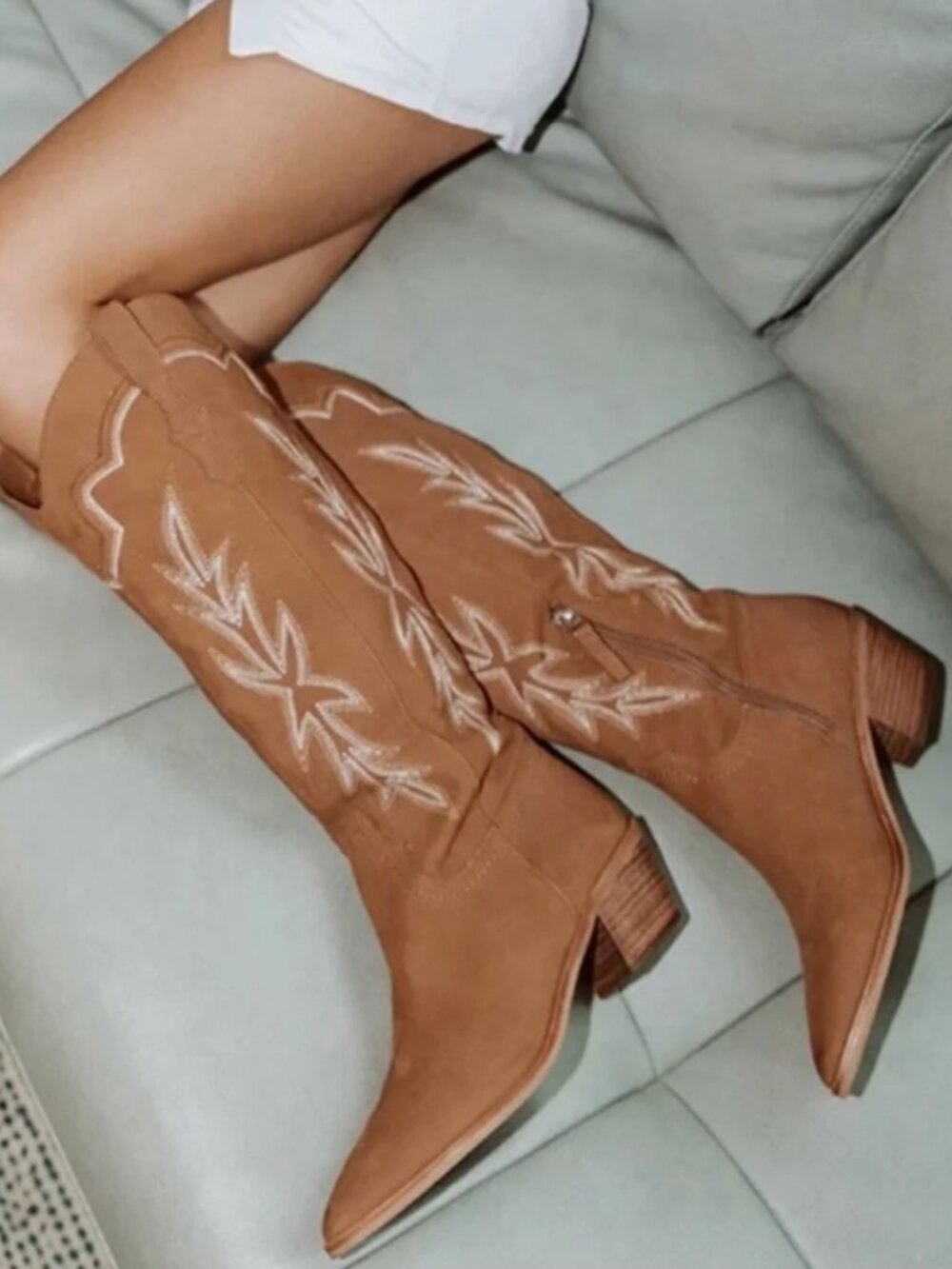 Dolce Vita Shiren Cowboy Boot, size 9.5